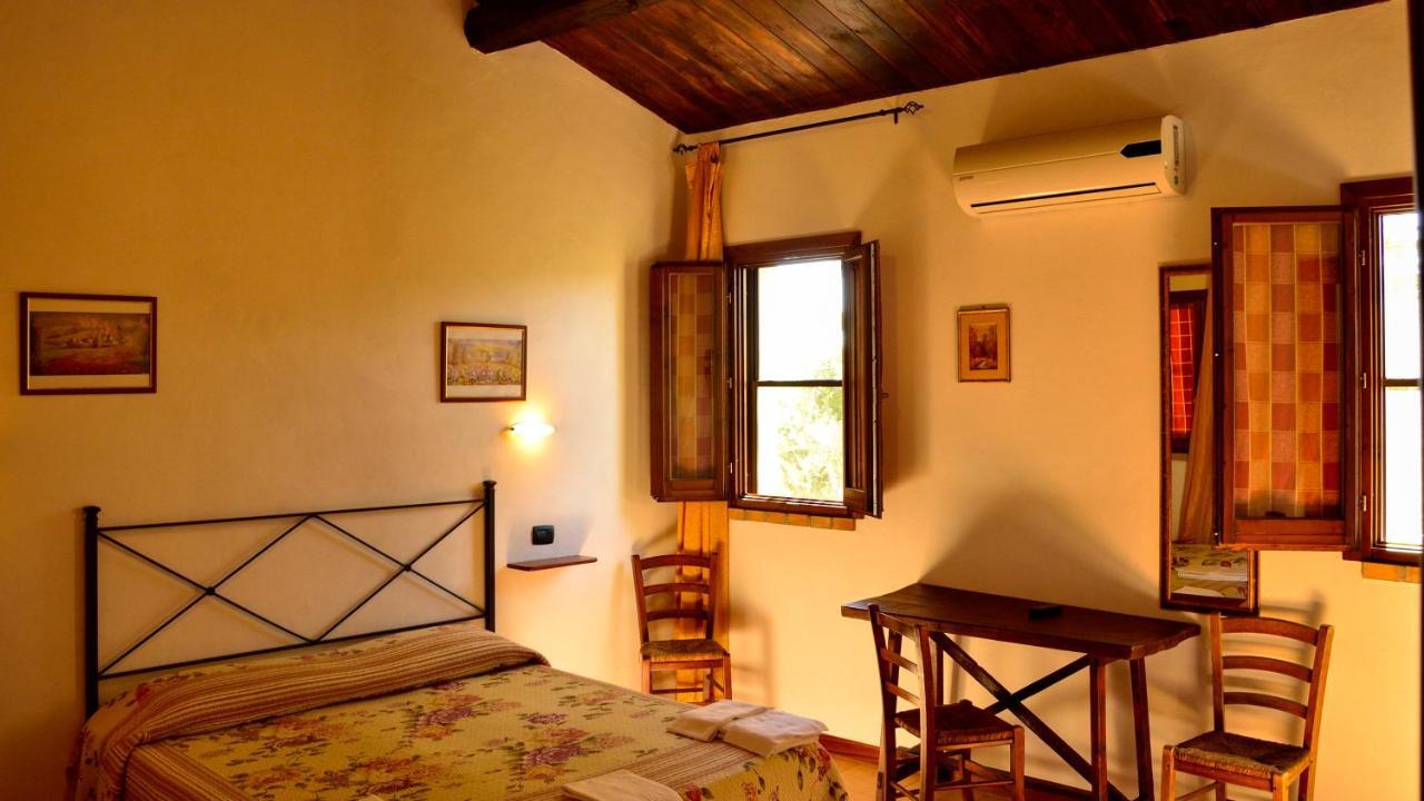 Agriturismo Rivoli Spoleto Pokój zdjęcie